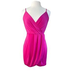 NBD x Naven Twins Wink Tulip Dress Berry Fuchsia Pink Sleeveless Mini Dress Med